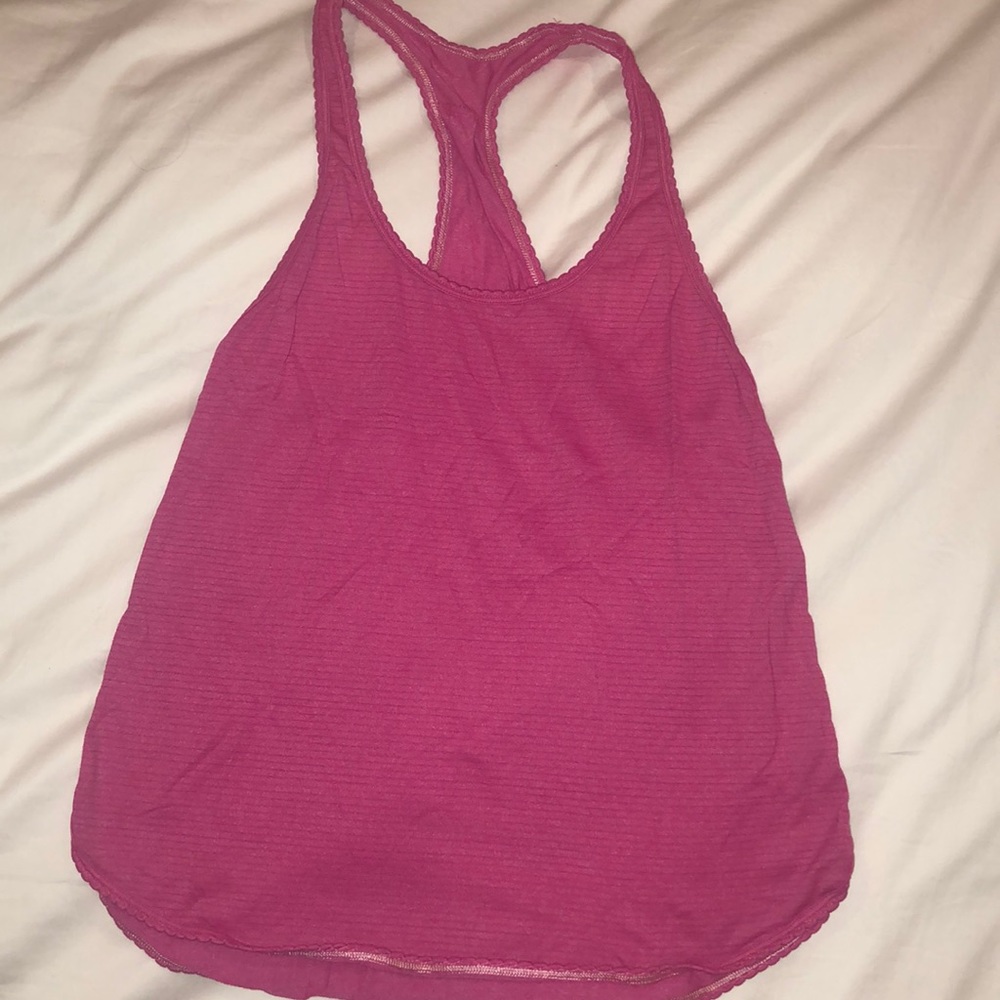Lululemon flowy pink tank top size 4